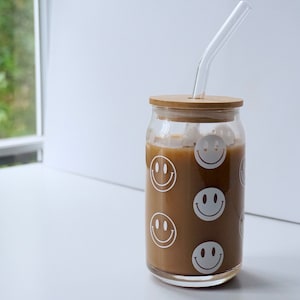 Smiley Face Glass Iced Coffee Cup with Bamboo Lid & Glass Straw  | Clear 16 oz Smiley Cup | Retro Smiley Face Cup | Smile Glass Beer Can Cup