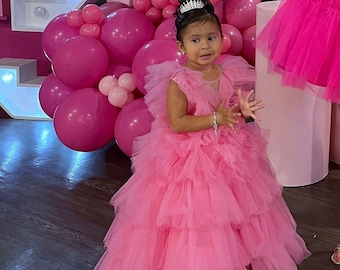 Geburtstagskind Kleid, Maxi Tutu Blumenmädchen Kleid, erster Geburtstag Kleid, Hot Pink Baby Kleid, Lagenrock, Kleinkind Kleid für besondere Anlässe