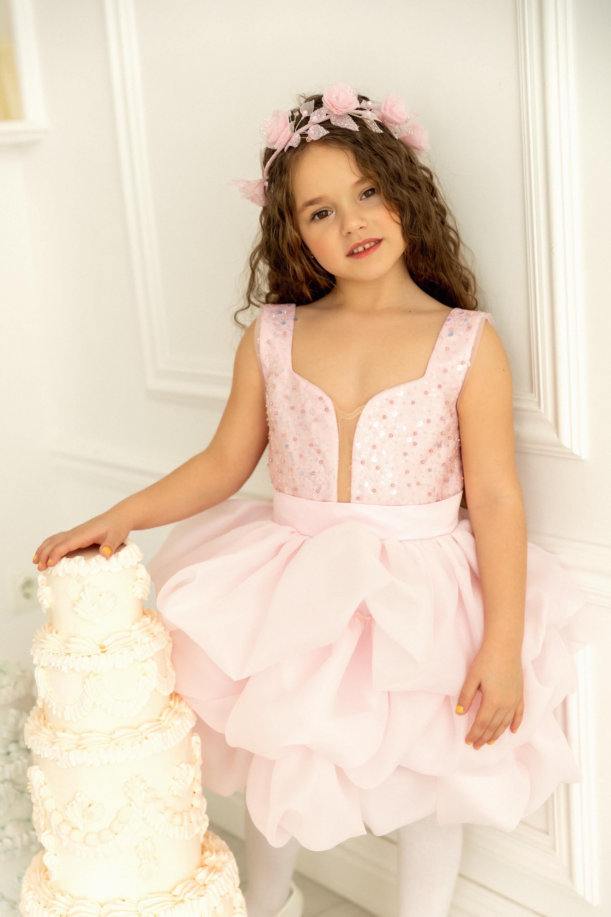black and pink prom dress Satin Long with Bow, Black and Pink Long For Black Gown with Gold Size:XSmall Swim Dresses