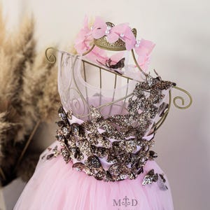 Vestido de mariposa para primer cumpleaños de bebé, vestido de niña de las flores rosa ruborizado, vestido de tul para niña pequeña, vestido de desfile, vestido de hada dorada para festival, vestido formal con cola
