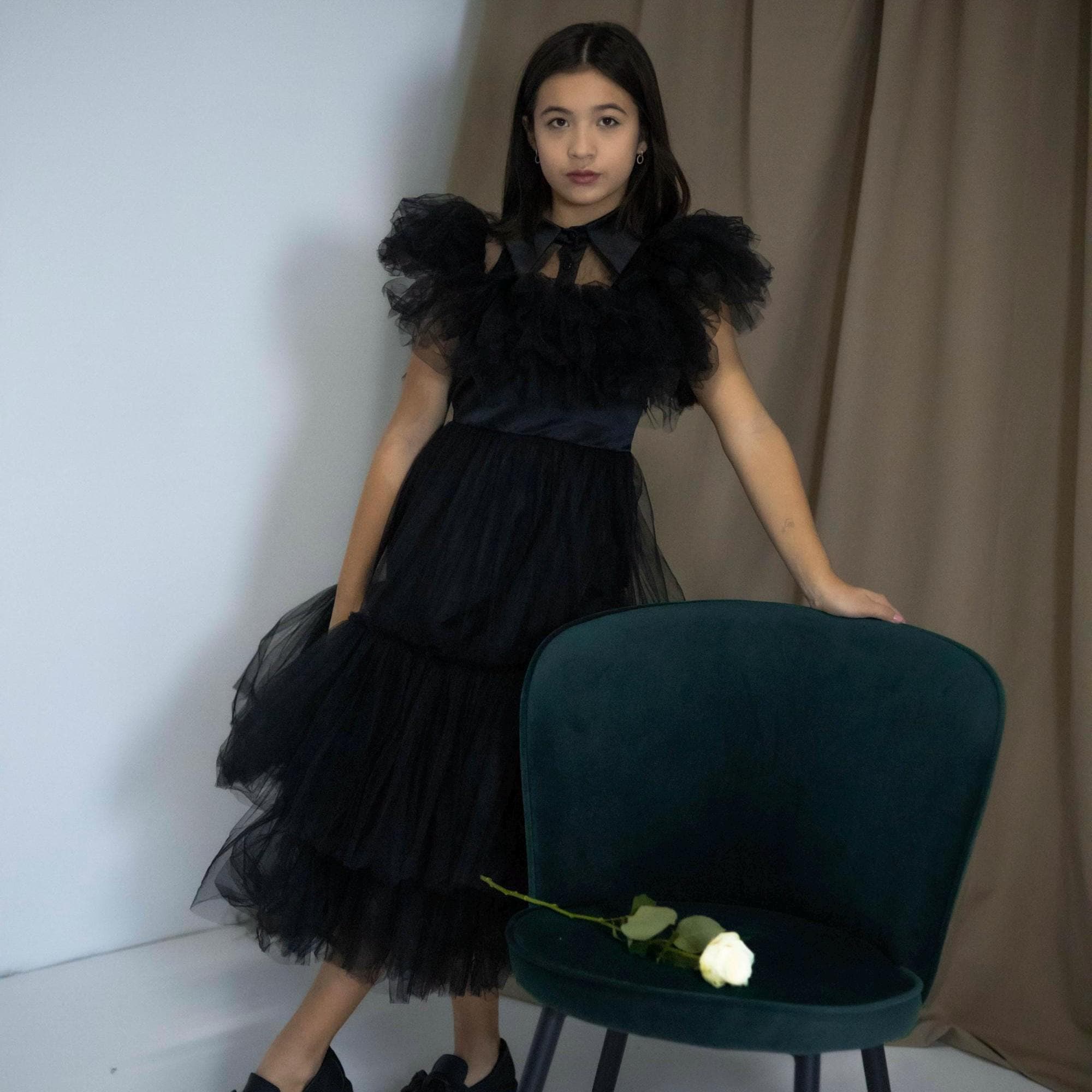green emerald velvet dress Amazon.com: Toddler Girls Children Round Neck Sleeveless Princess Dress  Lace Puffy Dresses Party Wedding Prom (Black, 2-3 Years): Clothing, Shoes &  Jewelry main image 1