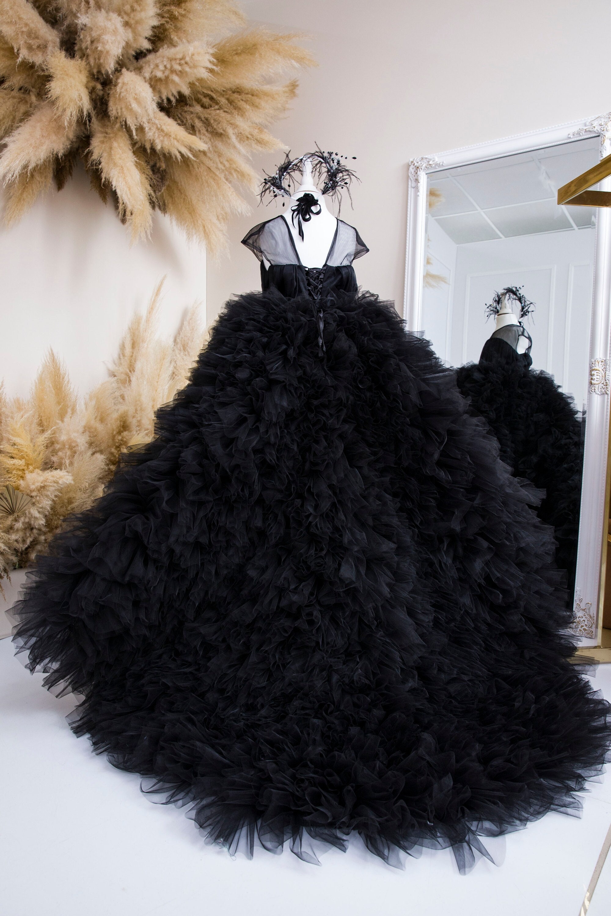 black fluffy dress Black Long Puffy Sleeves Tulle with Lace Wedding Party Dresses, Black Floral Prom Dresses