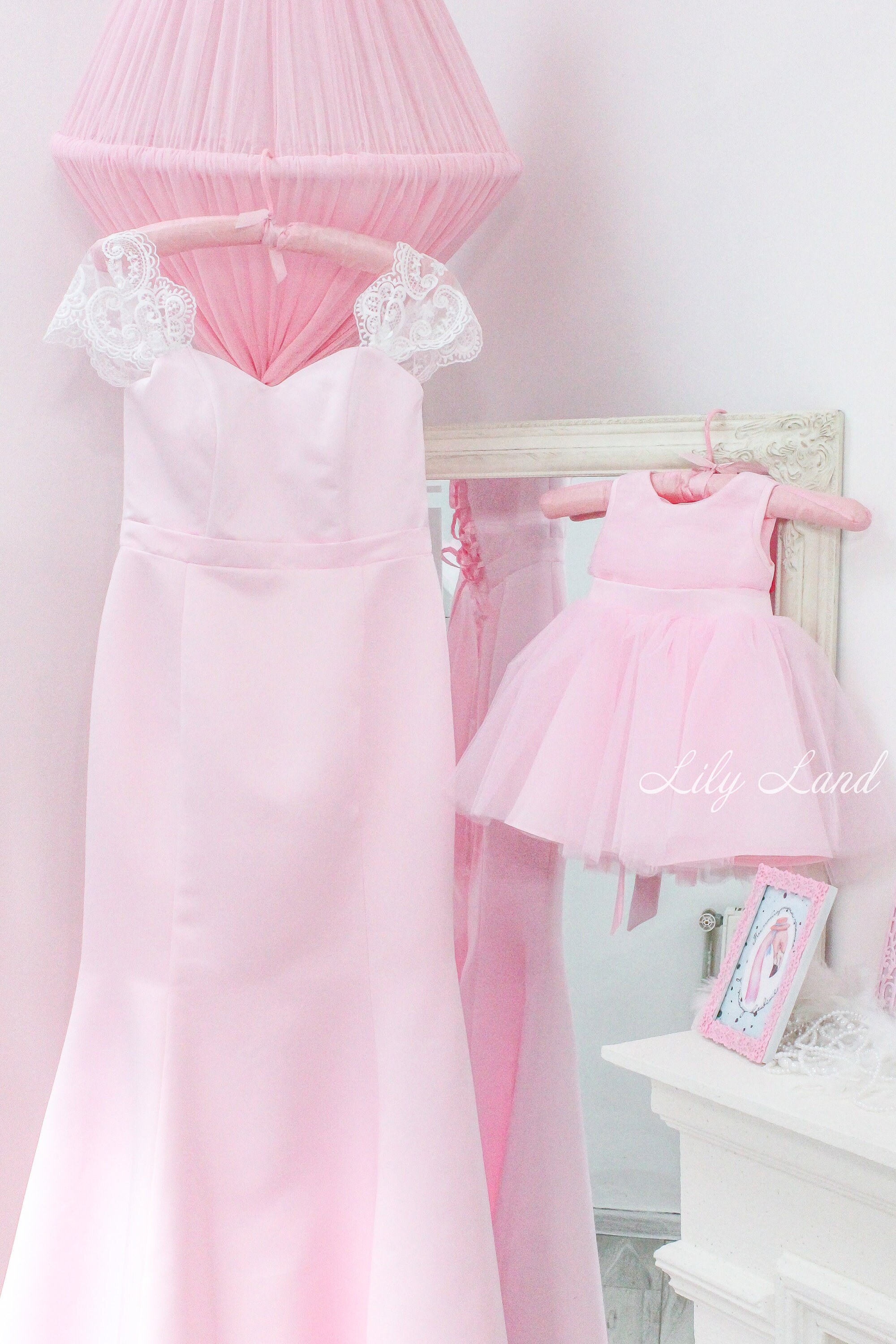 matching mommy and newborn gowns