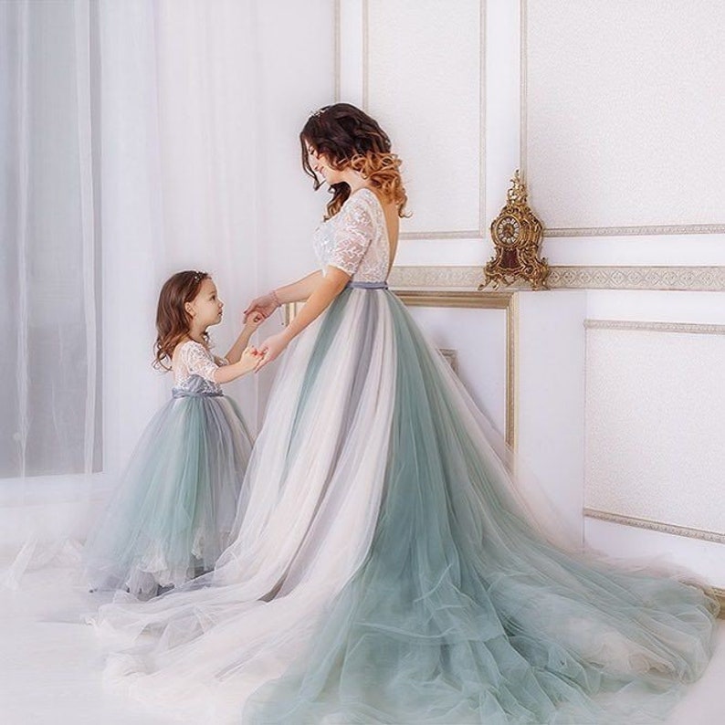 Rainbow Mother daughter matching train dress for photoshoot Tulle dress Photo session floor length Maternity Photos Rainbow Baby Gown 