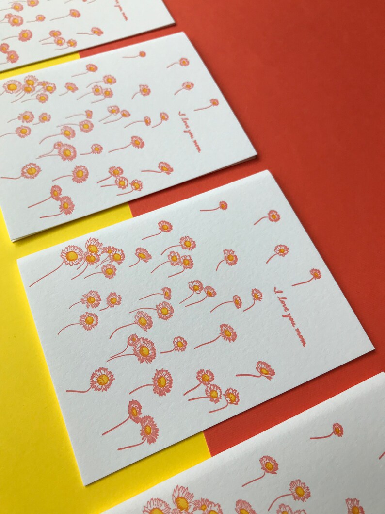 Carte typographique de la fête des mères - Je t'aime maman carte - carte maman sentimentale image 3