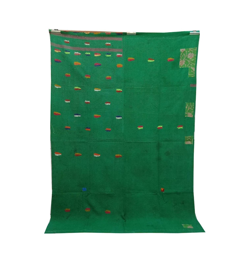 Vintage White Sari Throw Kantha Quilt Bedspread Throw Cotton Blanket Twin Size patch Quilt Kantha Quilt Kantha Sofa Cover Wall Tapestry