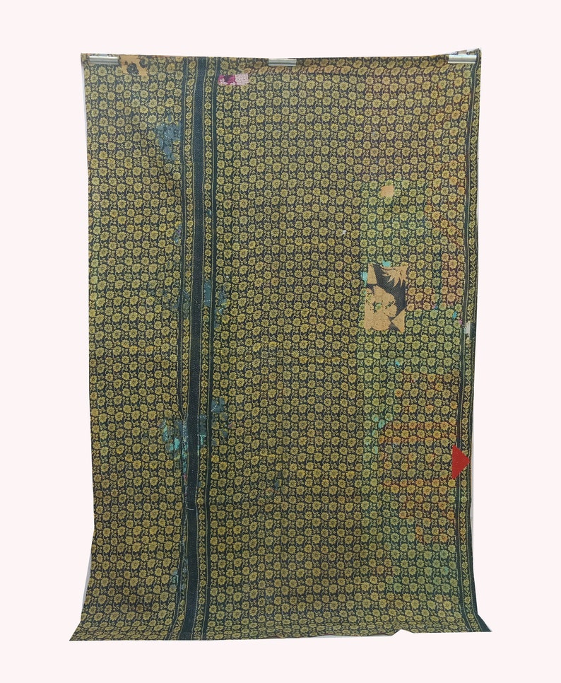 Vintage Kantha Quilt Bedding Throw Reversible Twin Size Blanket Home Decor Wall hanging Patchwork Quilt Embroidered Rug Decoration Gift