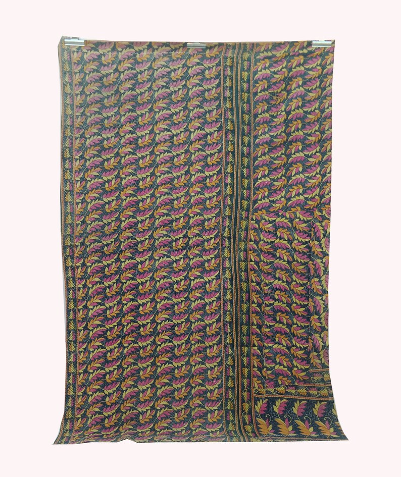 Vintage Kantha Quilt Bedding Throw Reversible Twin Size Blanket Home Decor Wall hanging Patchwork Quilt Embroidered Rug Decoration Gift