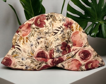 Sun hat with sun protection at the front and back with a brim in a floral motif, head circumference 53/55