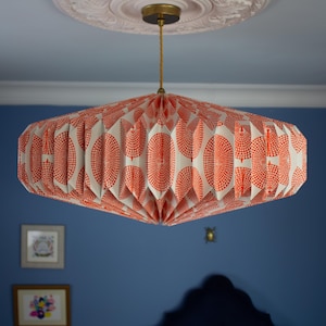 Paralume in carta origami 'Maschera solare arancione'