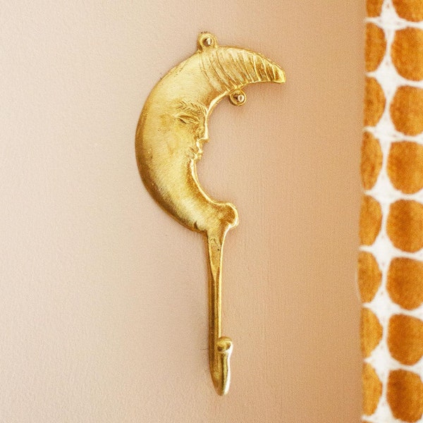 Ghanaian Ashanti Brass Hook 'Man In The Moon'