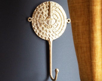 Ghanaian Ashanti Brass Hook 'Sun Mask'