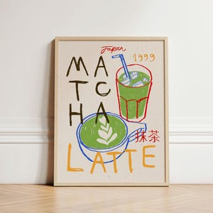 Peut inclure: Une illustration color&eacute;e d'un latte au matcha et d'un matcha glac&eacute; avec le texte "Japon 1999 Matcha Latte" et les caract&egrave;res japonais pour "Matcha".