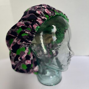 Bonnet XL doublé de satin à imprimé Ankara ; Bonnet à cheveux ; Bonnet satiné