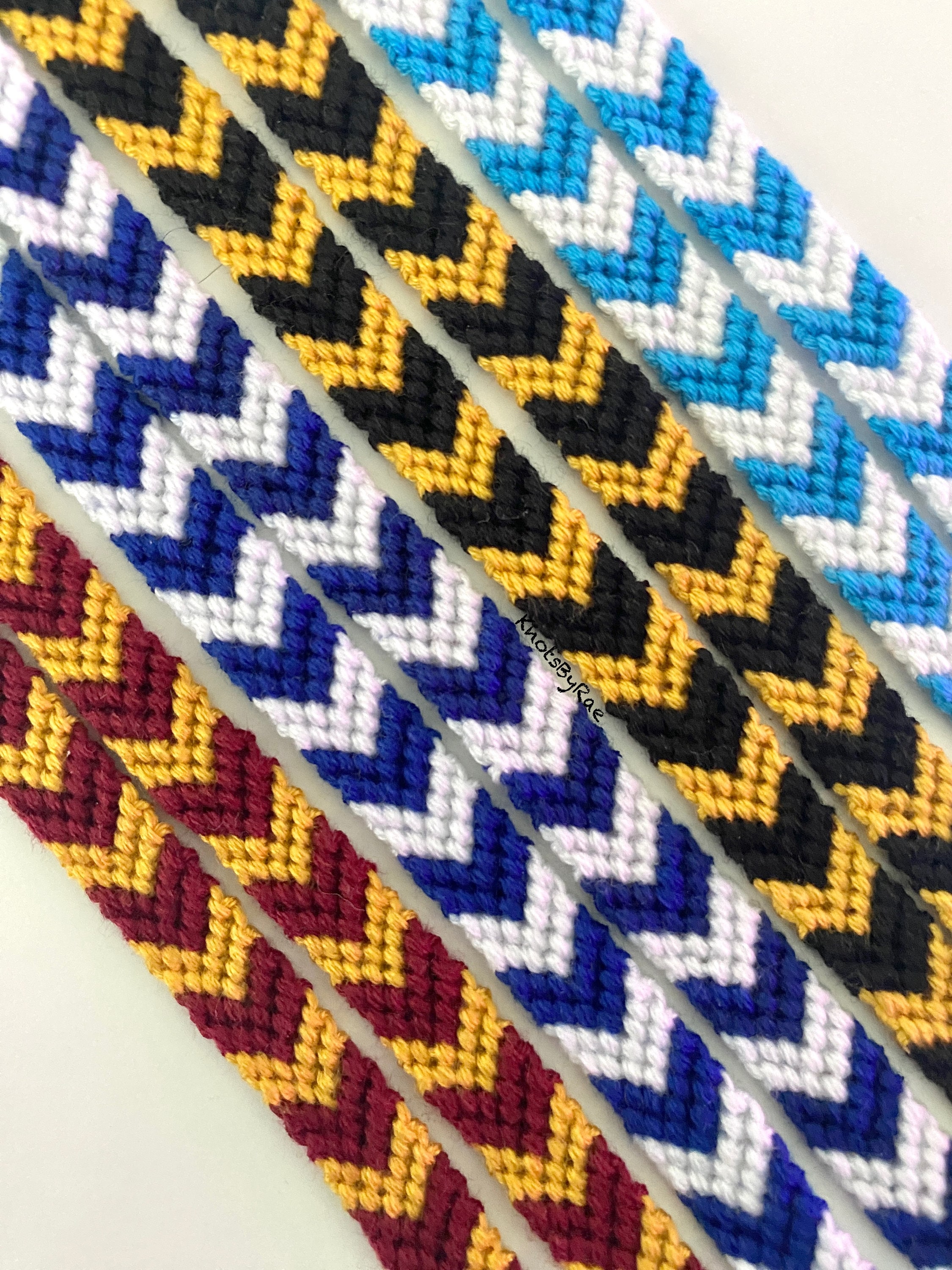 Chevron pattern string bracelet deals