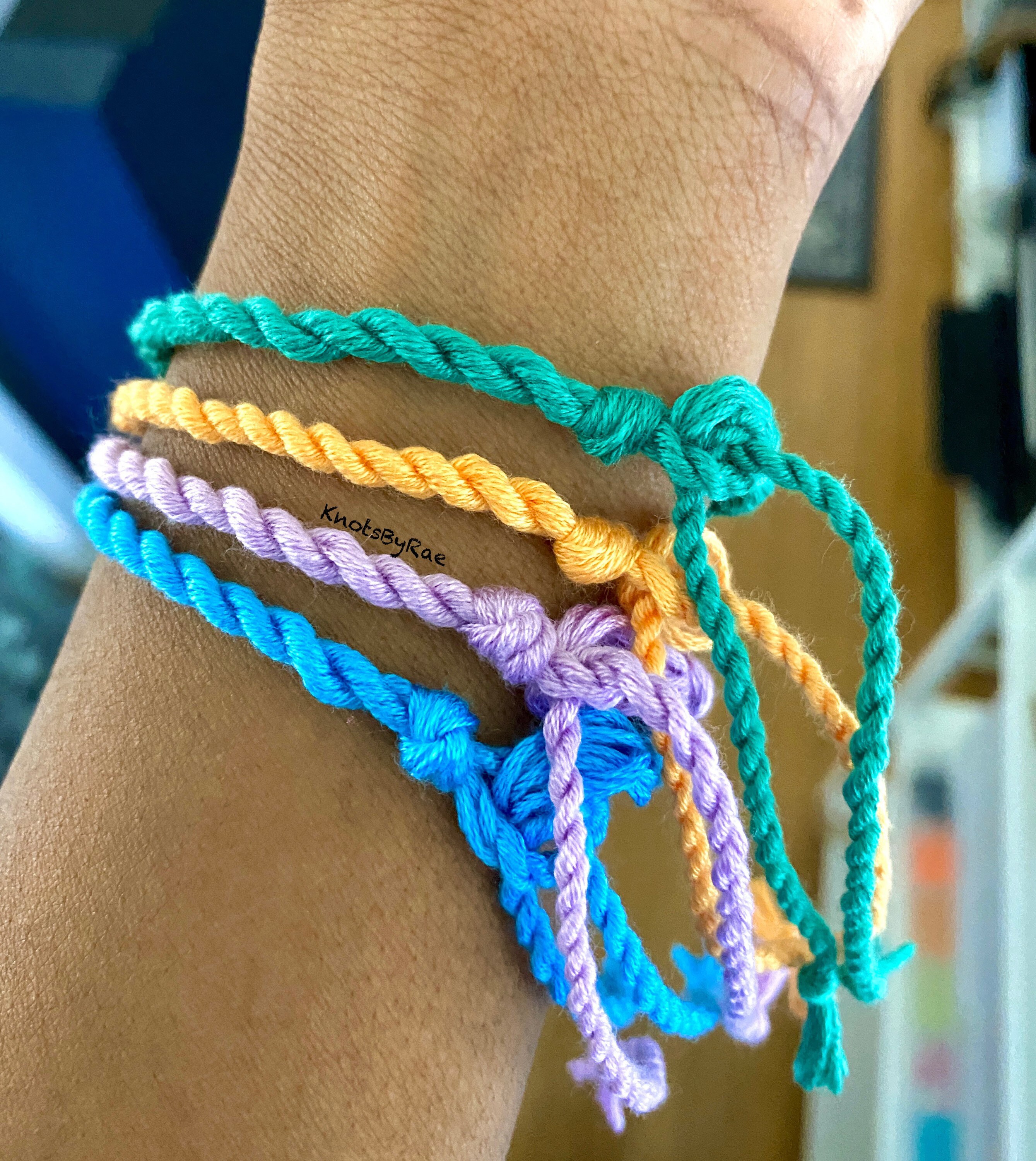 Lot De 30 Bracelets D'Amitié Tissés Colorés Avec Pompons - Réglables En Coton Pour Femmes, Hommes Et Ados
