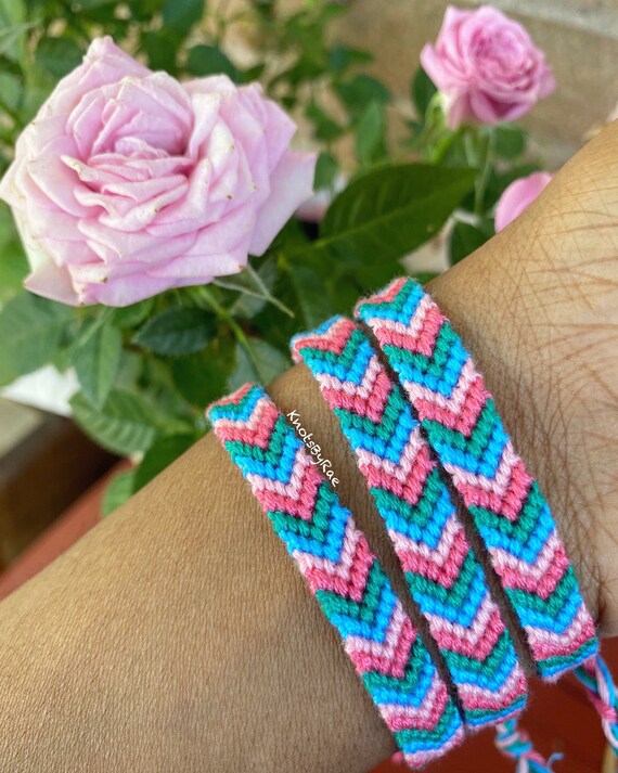 Share 78+ chevron bracelet string latest POPPY
