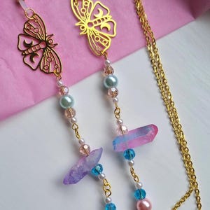 Pastel eyeglass chain with quartz - Pink and blue gemstone Sunglasses chain - Kawaii fairy eyewear accessory - Butterfly glasses chain