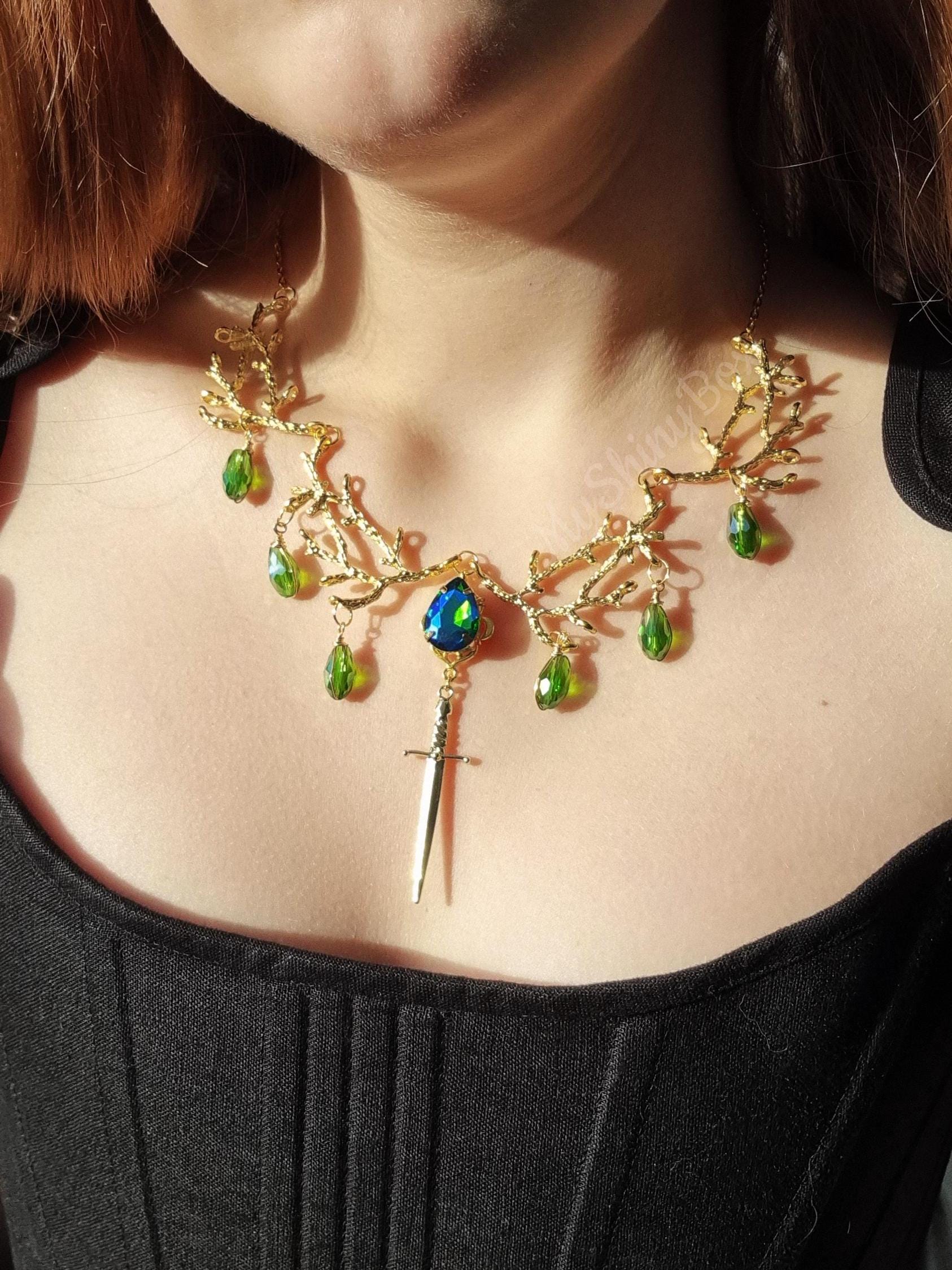 Green Sword necklace, Lady knight jewelry, Fantasy choker, Medieval Statement Jewellery for Women, Valkyrie aesthetic, Nature inspired