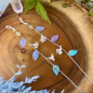 Blue Fairycore Glasses Chain, Iridescent Leaf Beaded Eyewear Holder, Flower Glasses Lanyard in Gold or Silver, Whimsical Glasses Chain