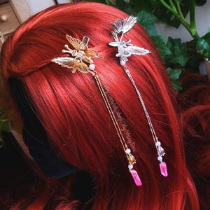 90s Butterfly Hair Clip with moving wings in Gold or Silver, y2k hair clip, Fairycore hair accessory, Kawaii hair clip, Quartz hair clip