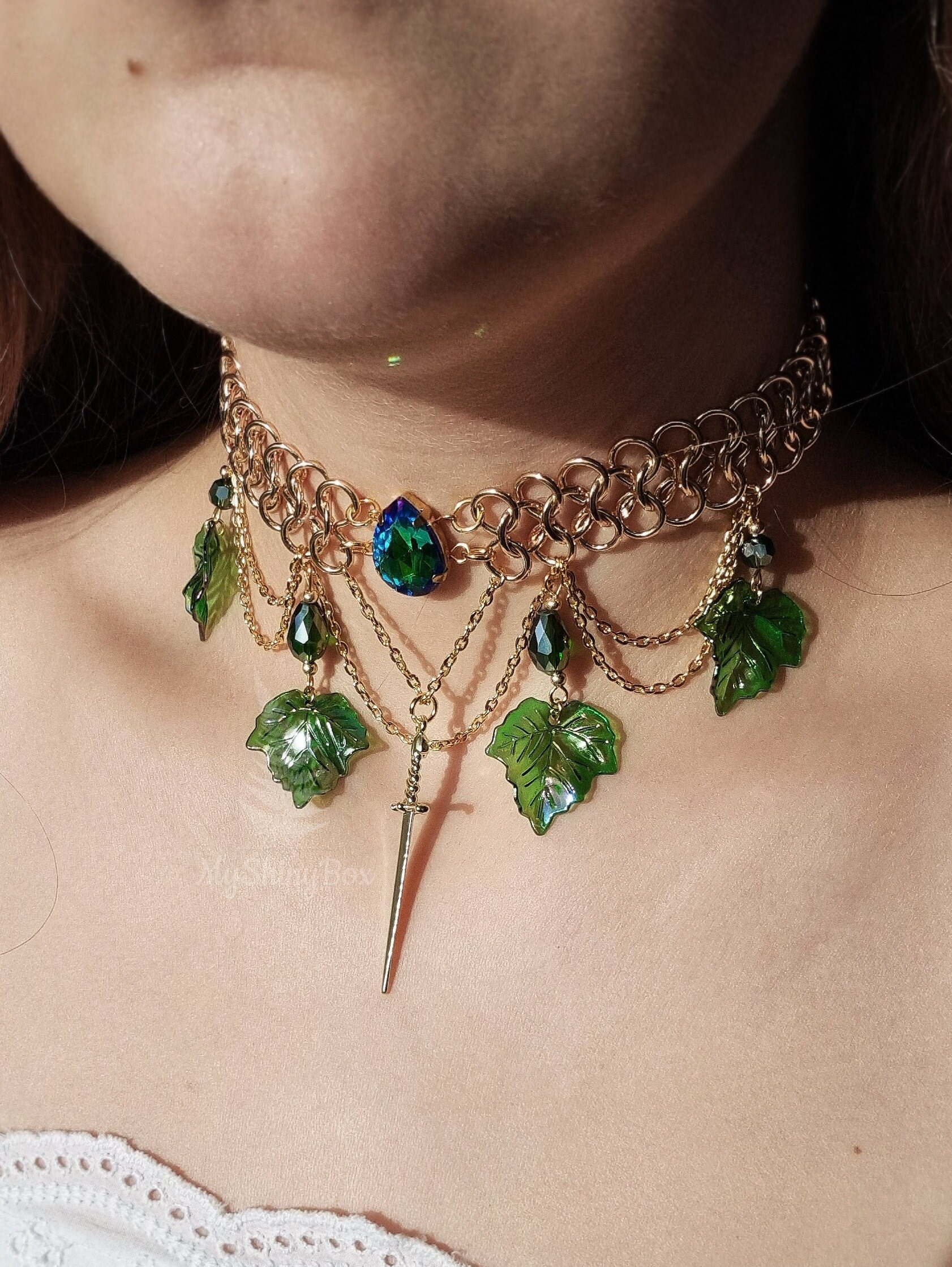 Rhinestone Bib Collar Necklace Sparkly Prom Costume Jewelry XILAZAB Emerald  Green Crystal Rhinestone Statement Bib Choker Necklace For Women Girls  Sparkly Dark Green Square Round Gem Stone Collar Necklace Green Prom Costume