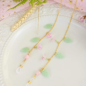Pink Glasses Chain, Green Leaf Eyewear Holder, Pastel Glasses Lanyard in Gold or Silver, Whimsical Glasses Chain