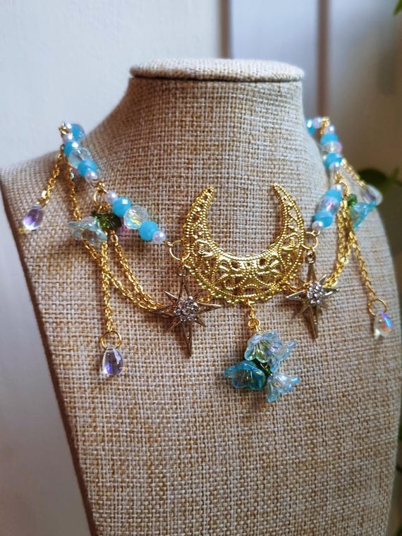 【fa.er.ie】 faerie cubic charm choker ♥2Color Crescent Moon Necklace With Stars and Flowers, Light Blue