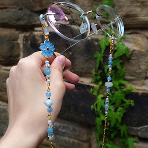 Forget me not Glasses chain with aquamarine beads, Blue flower eyeglass chain, Floral glasses holder, Fairycore eyewear