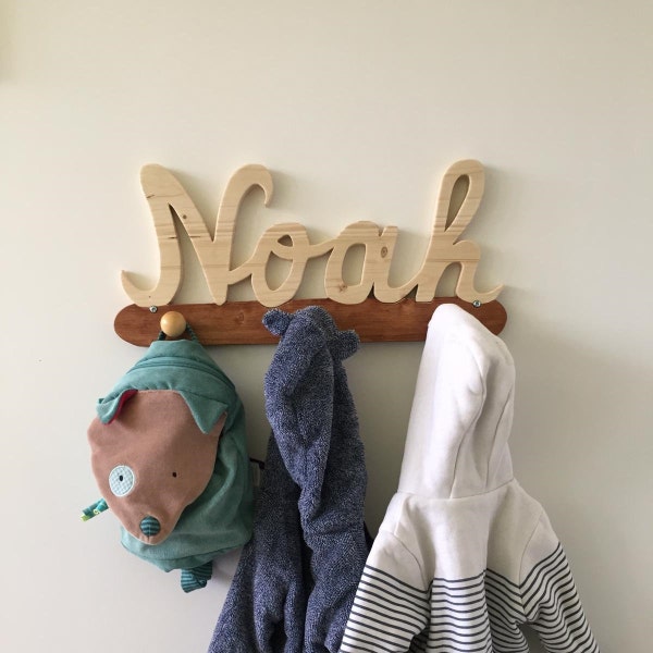 Wooden first name coat rack to hang (PM). Original decoration for a child's bedroom.