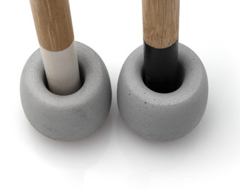 Round Concrete Toothbrush Stand | Black White Grey Beton Bestseller | Family Set | Gift for Couple
