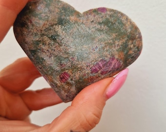 Ruby in fuchsite - heart crystal carving 50mm - crystal for healing
