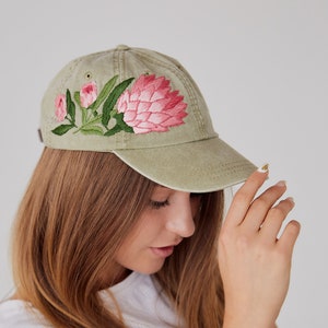 Hand embroidered baseball cap with protea image 4
