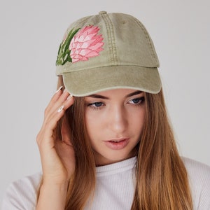 Hand embroidered baseball cap with protea image 6