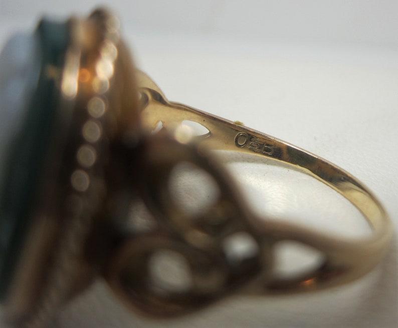 Size 6 Antique 10k Gold Cameo Ring Green Cameo Vintage Gold Jewelry