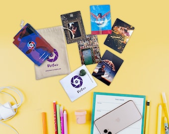 Pictus - a set of 50 metaphorical, associative cards