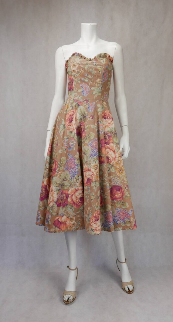 1980's Floral Mondi dress