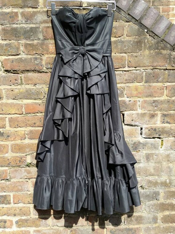 Jean Varon prom dress