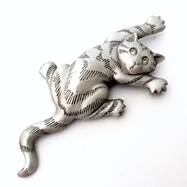 Pewter Cat Brooch - Cat Jewelry - Gift for Cat Lover - Cat Gifts - Cat Brooch Vintage - Climbing Cat Figurine - Metal Cat Sculpture Cat Tree