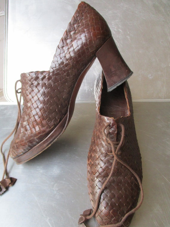 STEPHAN KELIAN SHOES brown woven vintage shoes wit