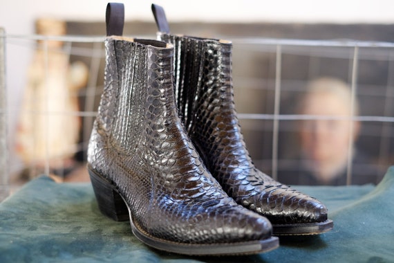 PYTHON BOOTS VINTAGE black handmade snakeskin ankl