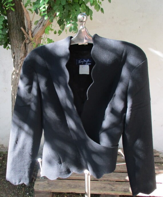 THIERRY MUGLER JACKET black jacket short asymetric