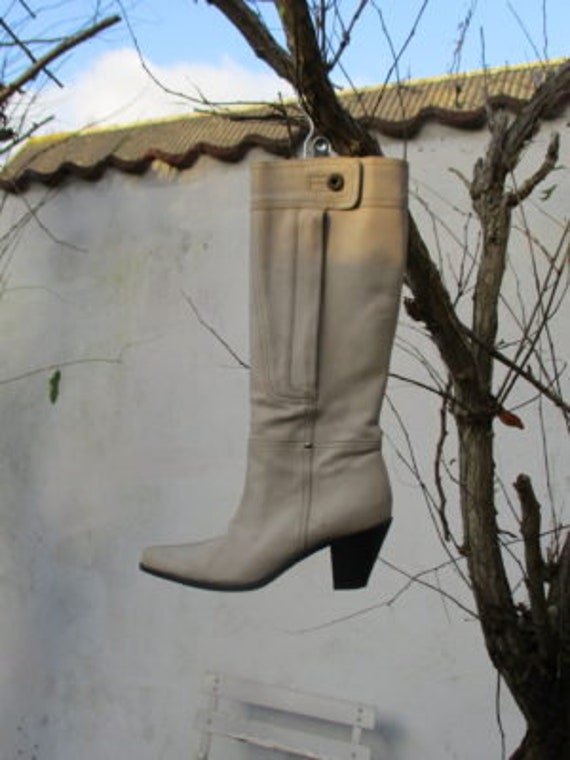 MIU MIU 1990s BOOTS 37.5 chalk white knee length t
