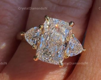 クッションカット ラボグロウンダイヤモンドリング スリーストーン ラボダイヤモンド婚約指輪 2.50カラット クッションカット ラボダイヤモンド レディースリング 14Kイエローゴールドリング ギフト