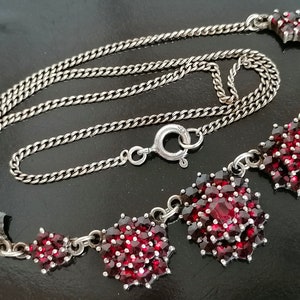 Antique Victorian Garnet Silver Necklace &quot;Bohemian Flowers&quot; from 1900s.