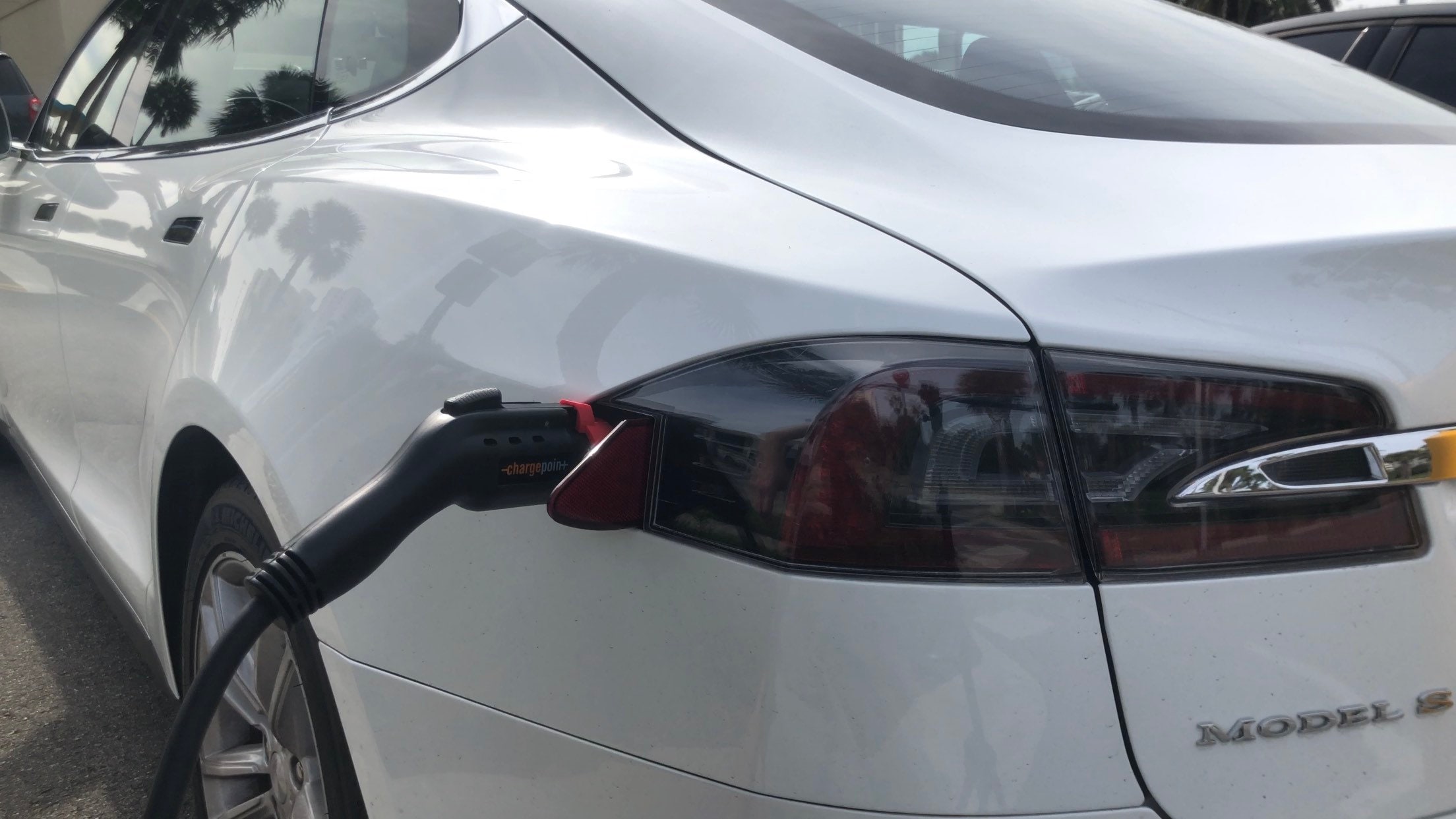 Tesla Model S Charging Lock Adapter for Chargepoint Blink J1772 Plugs