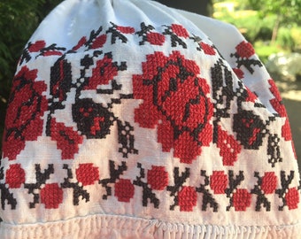 Ukrainian traditional red and black vyshyvanka vintage| ukrainian embroidery|  ukrainian blouse