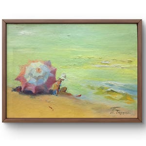 Pintura al óleo paisaje original, pintura al óleo sobre cartón, playa con hombre sentado bajo una sombrilla de colores junto a la orilla del mar, arte hecho a mano