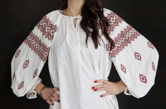 archaic and geometric vyshyvanka vintage | ukrain… - image 1