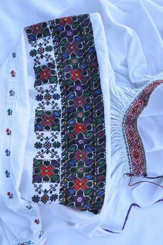 Black/red Ukrainian dresses for bright and colourf